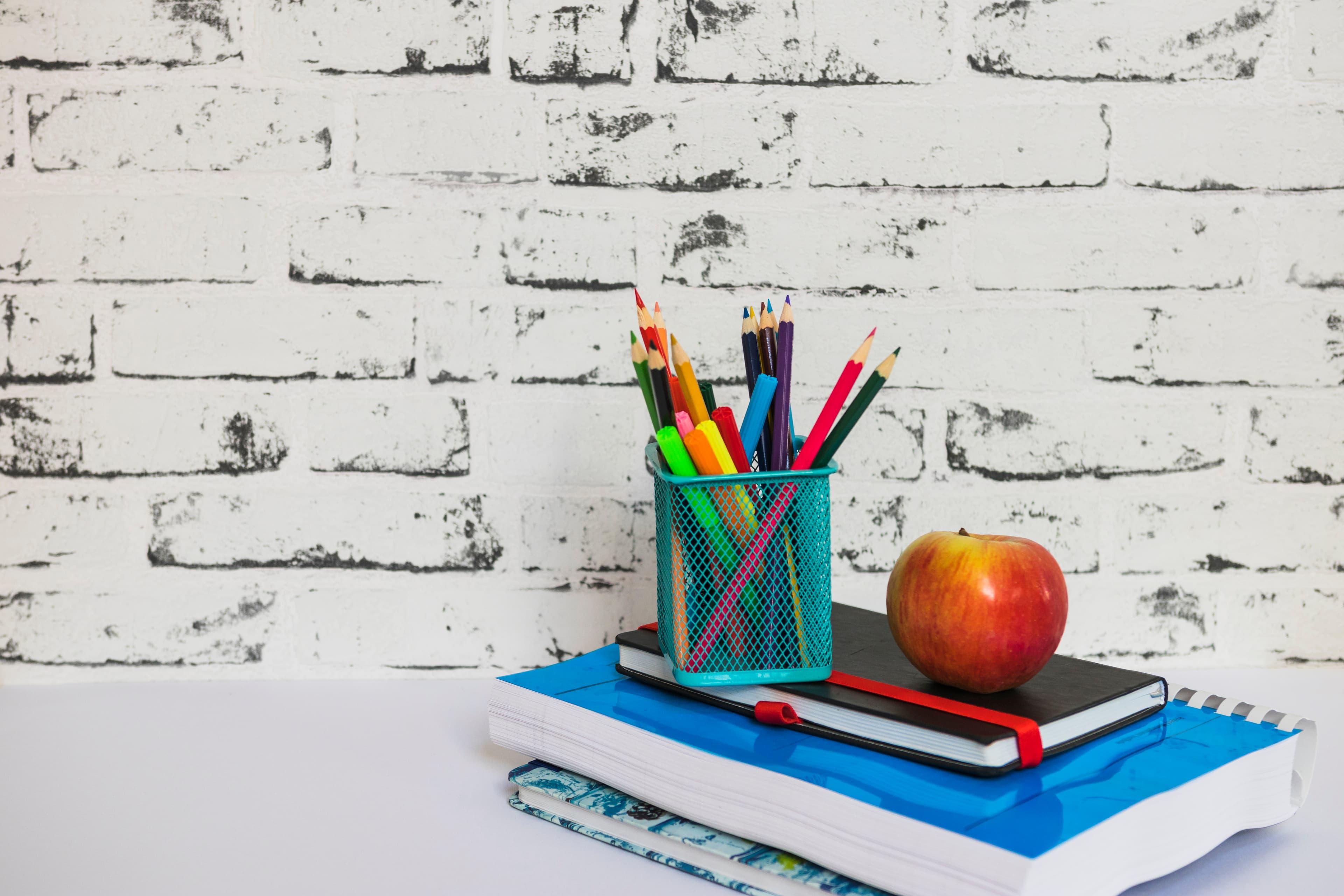 معرفی دبیرستان دوره اول غیر دولتی آتیه در فارسان